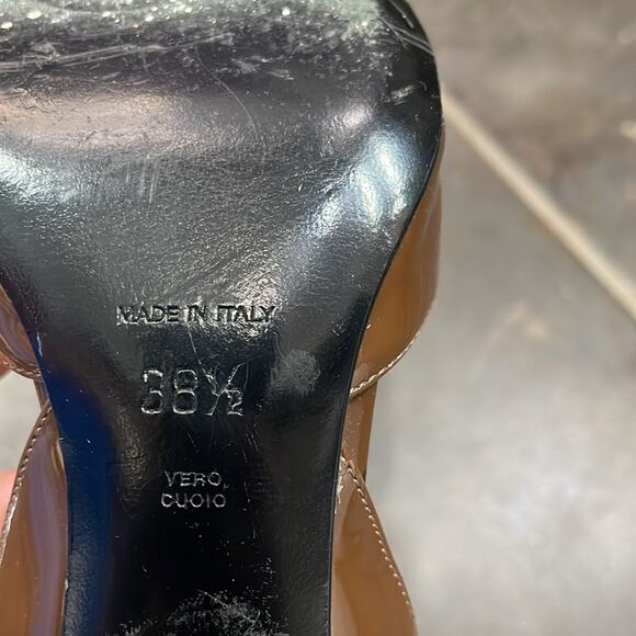 Giorgio Armani Patent Leather D’Orsay Pumps Brown Size 38.5 - Picture 8 of 11